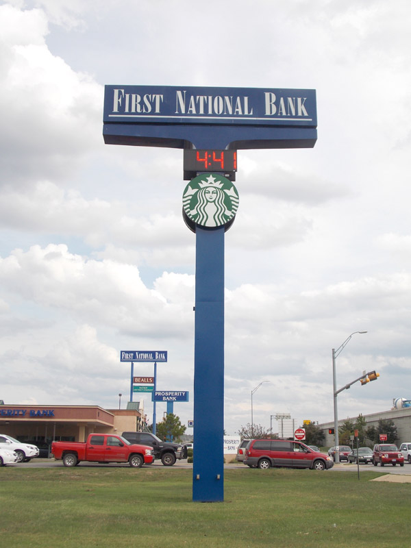 pole-sign-first-national-bank